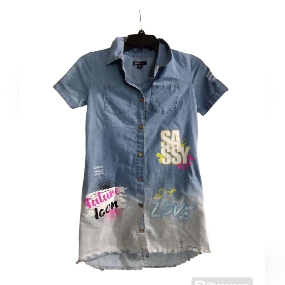 💚 EUC 2/$10  Girls size 14/16 lightweight denim button down dress